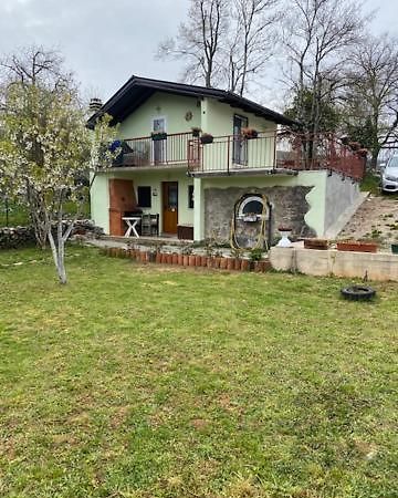 Kalista Villa Jurdani Exterior photo
